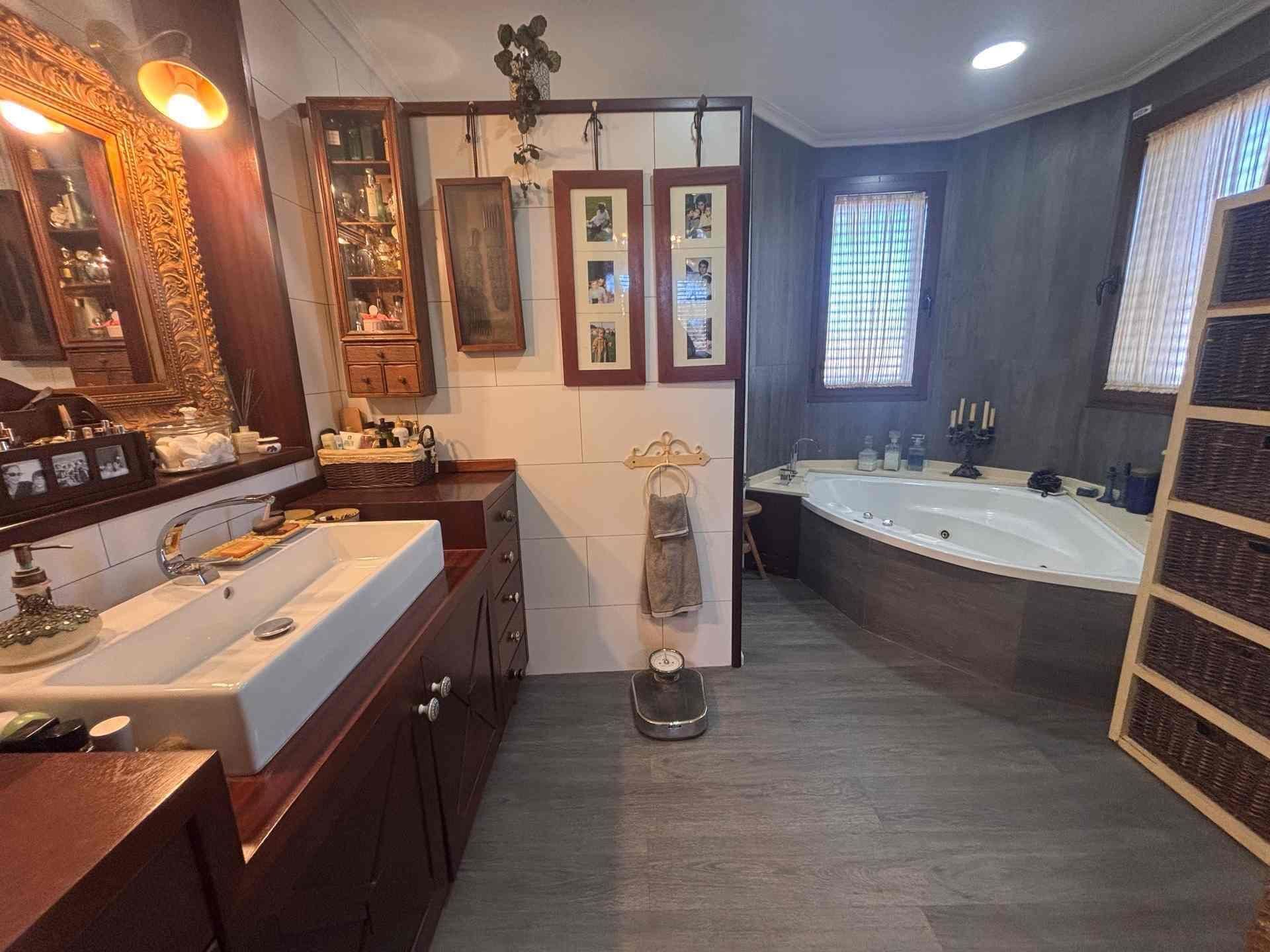 8 Calle Teuladi, Betera, ,  00000 Photo