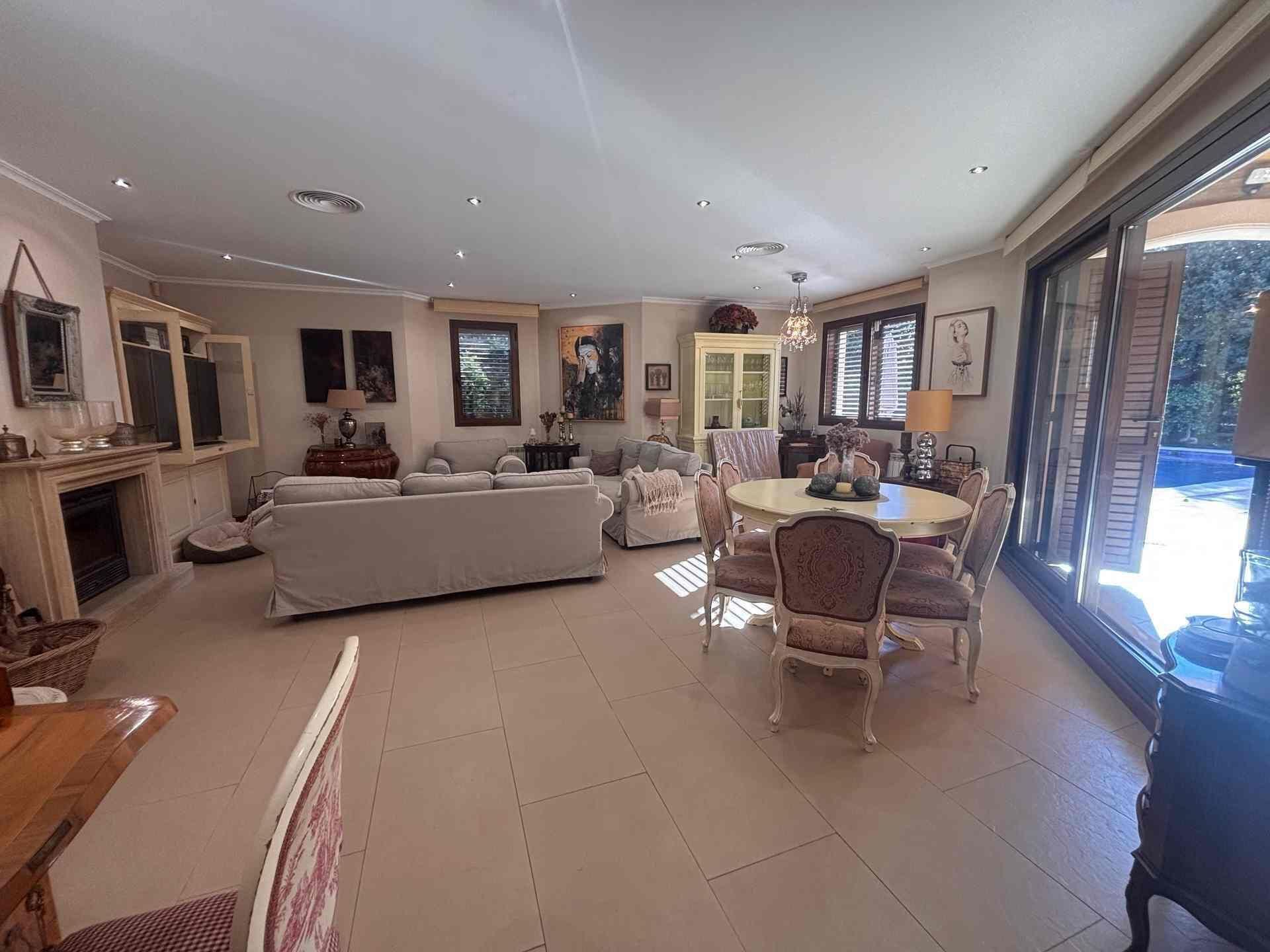 8 Calle Teuladi, Betera, Out Of Country, Ou 00000 Photo