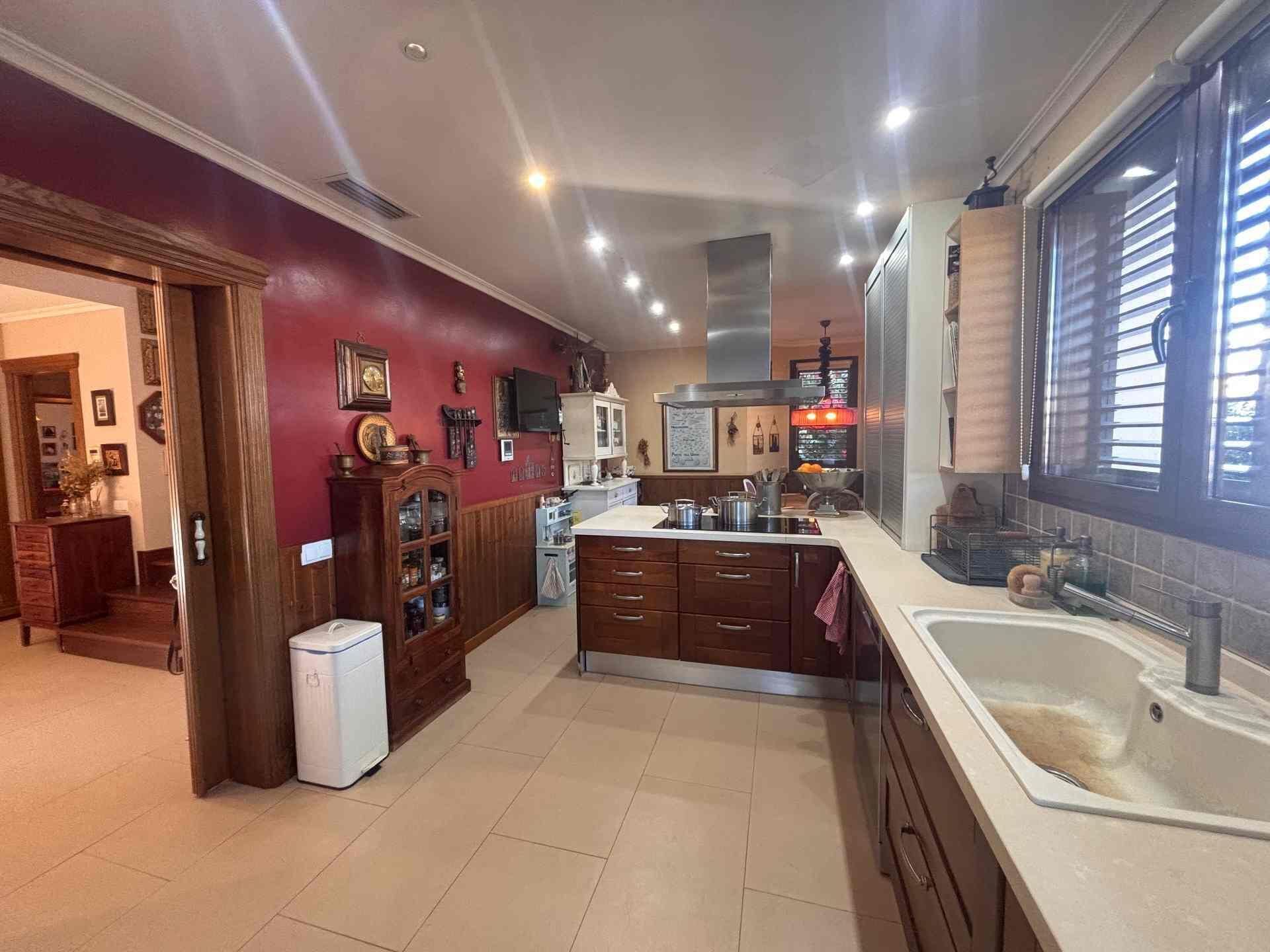 8 Calle Teuladi, Betera, ,  00000 Photo