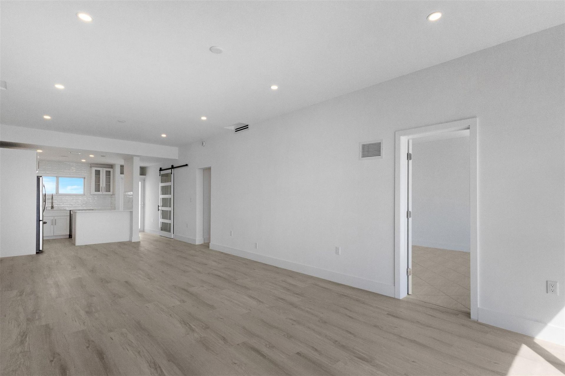 500 SE 21st Avenue, Unit 805, Deerfield Beach, FL 33441 Photo