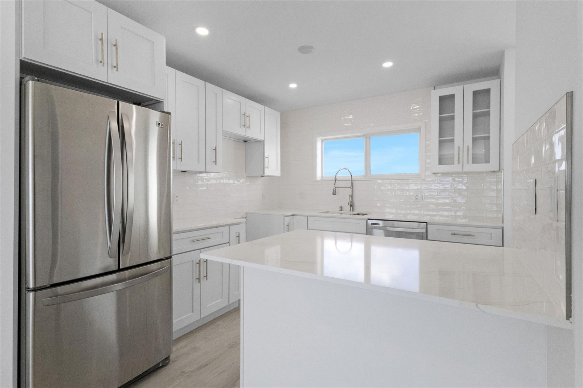 500 SE 21st Avenue, Unit 805, Deerfield Beach, FL 33441 Photo