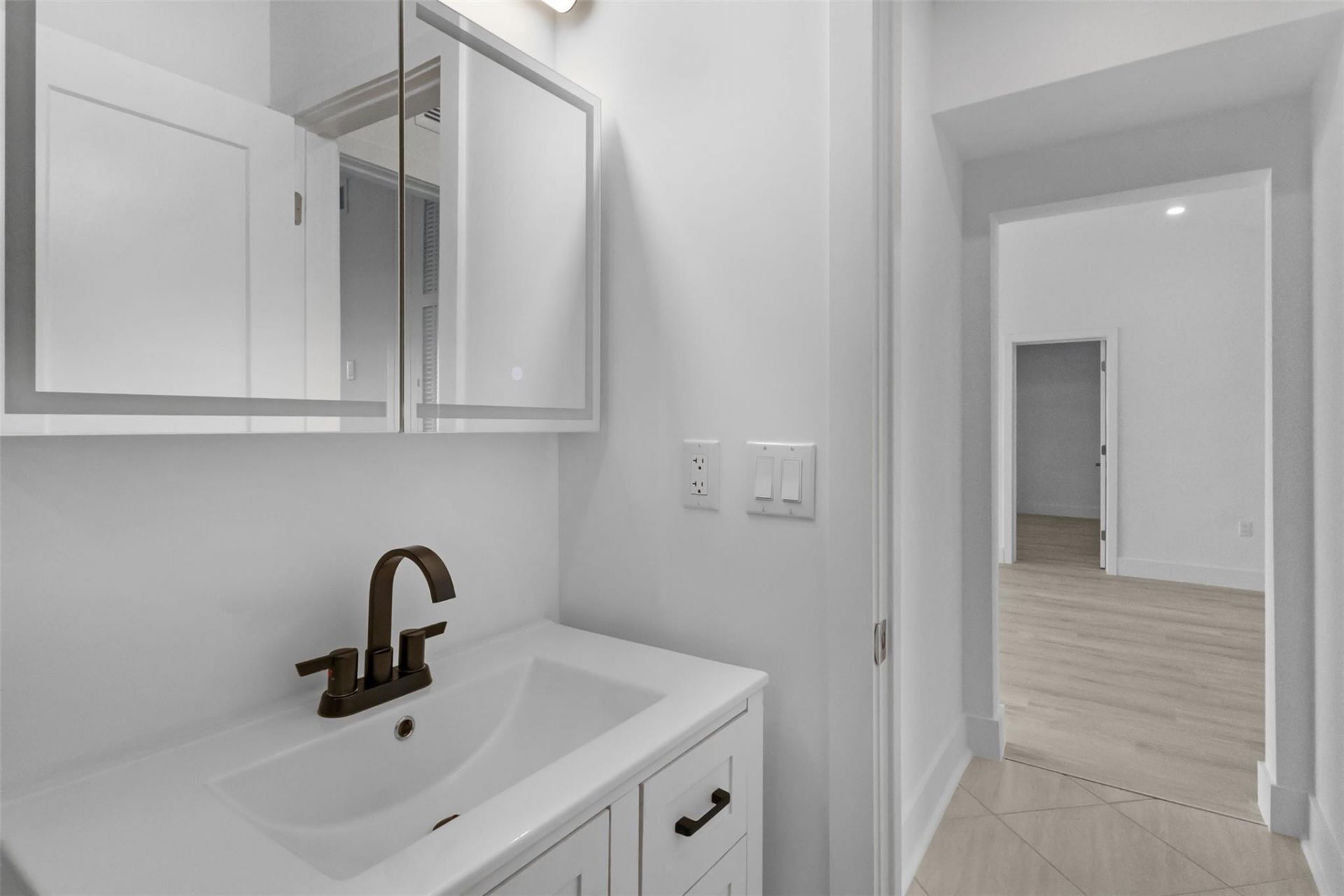 500 SE 21st Avenue, Unit 805, Deerfield Beach, FL 33441 Photo