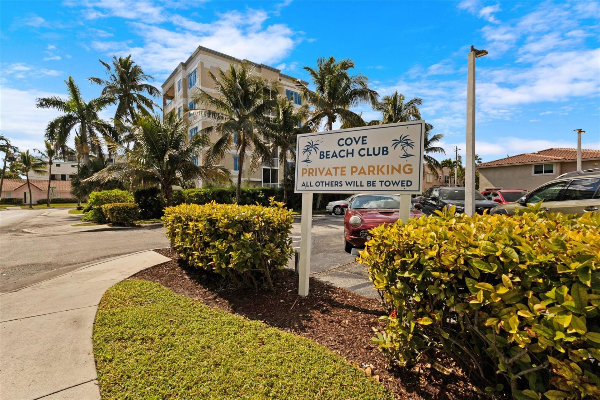 500 SE 21st Avenue, Unit 805, Deerfield Beach, FL 33441 Photo