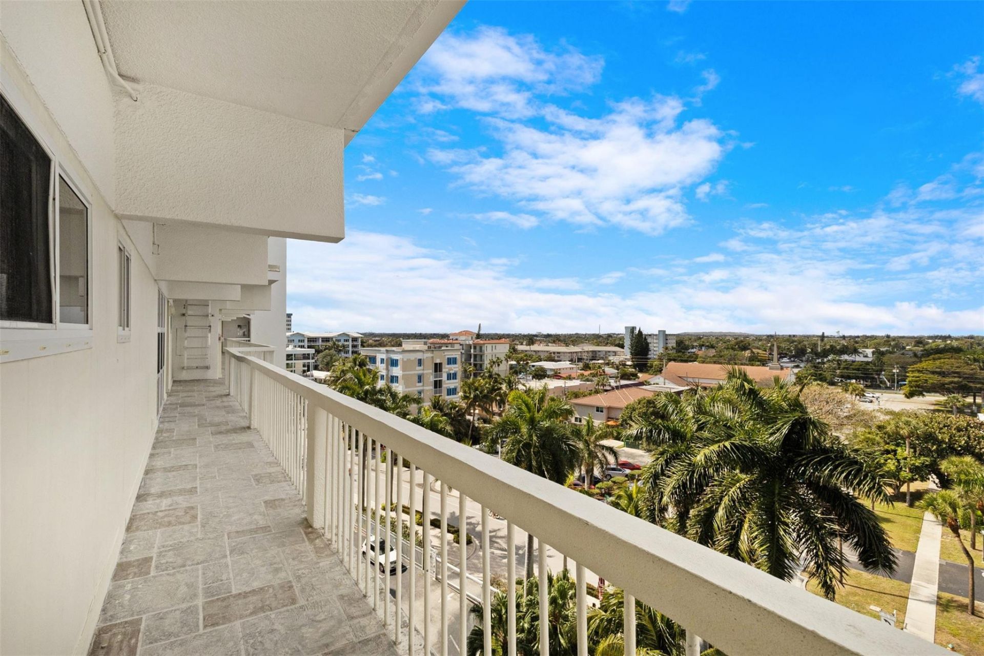 500 SE 21st Avenue, Unit 805, Deerfield Beach, FL 33441 Photo