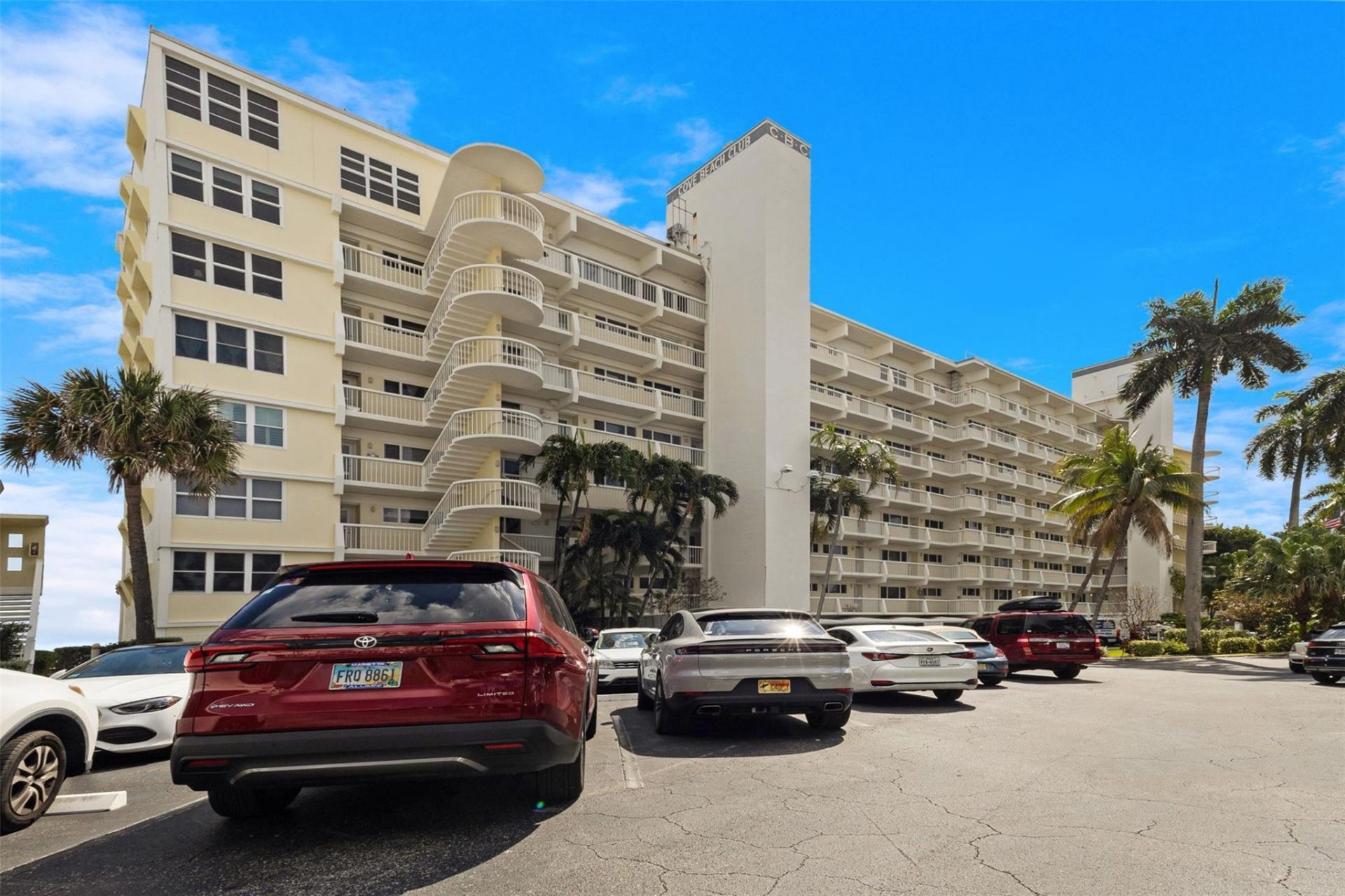 500 SE 21st Avenue, Unit 805, Deerfield Beach, FL 33441 Photo