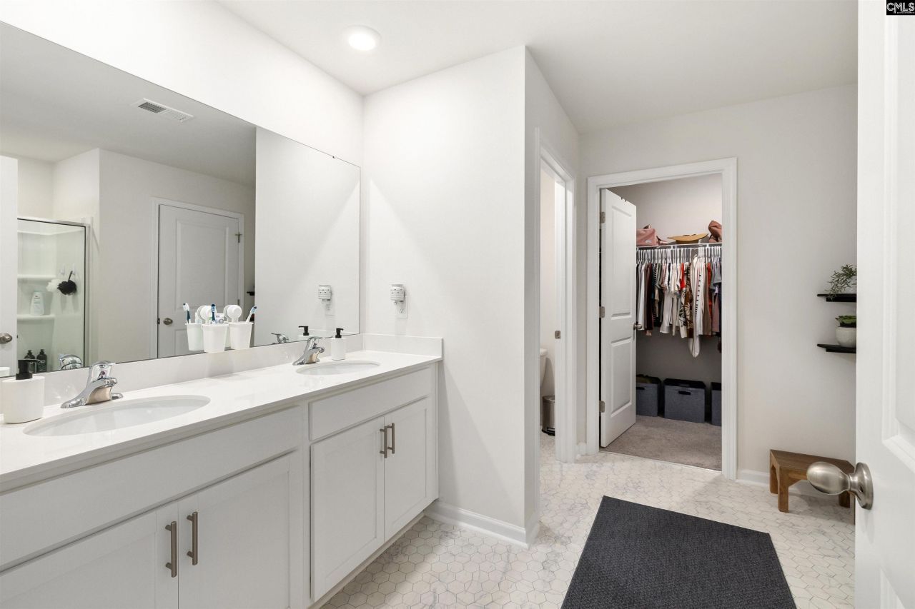 1861 Wildhorse Drive  Photo 24