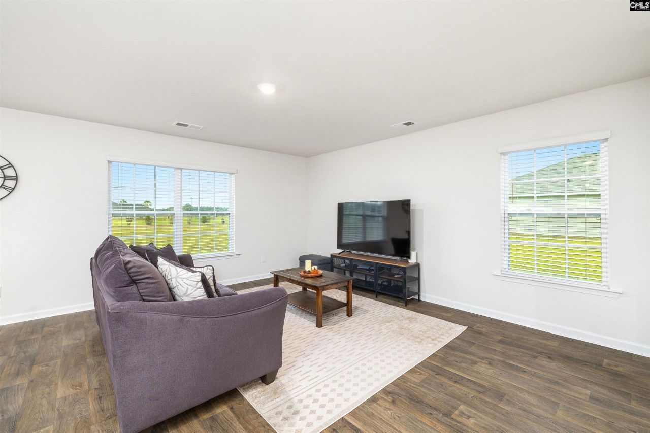 1861 Wildhorse Drive  Photo 7