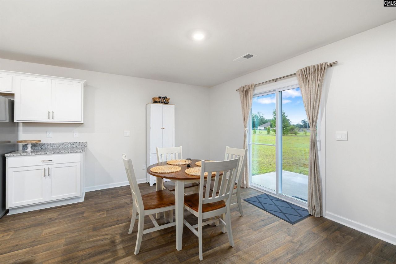 1861 Wildhorse Drive  Photo 9