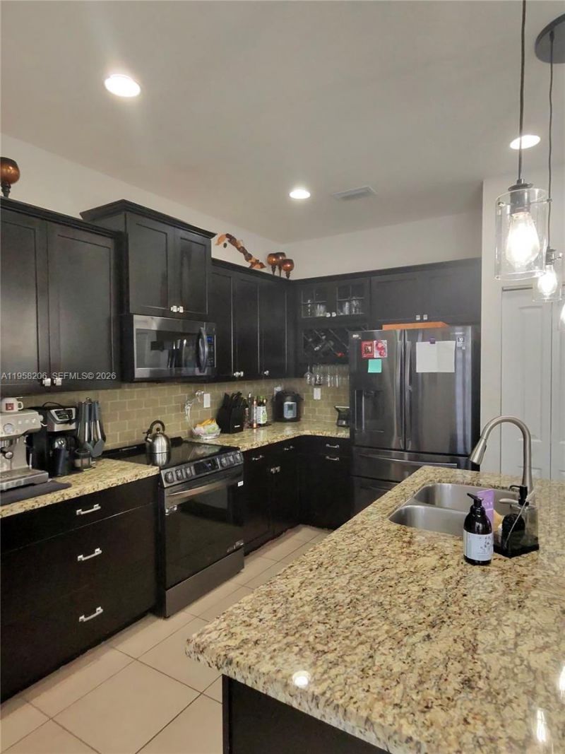 11845 SW 252nd Ter, Homestead, FL 33032 Photo