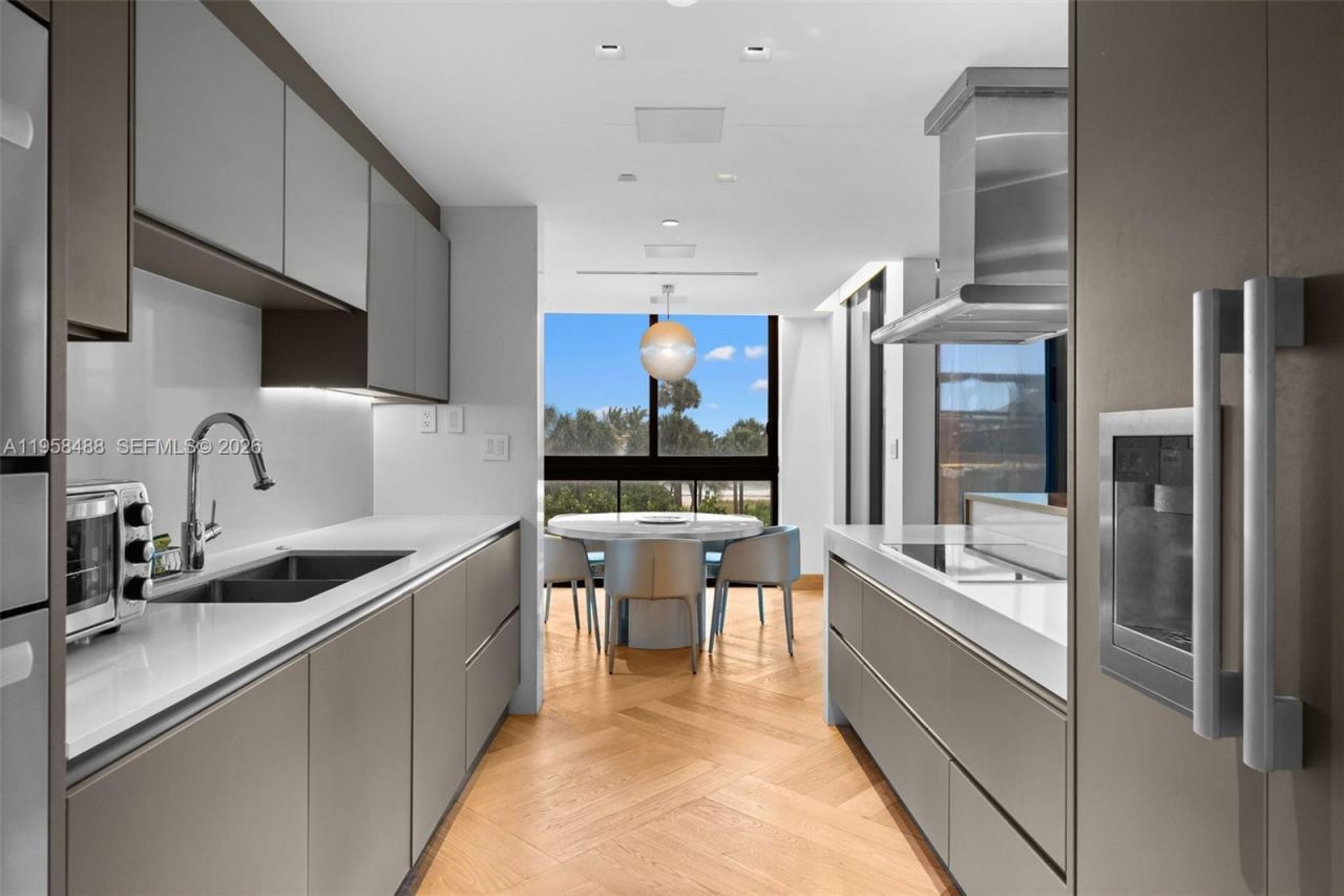 9999 Collins Ave, Unit 3E, Bal Harbour, FL 33154 Photo