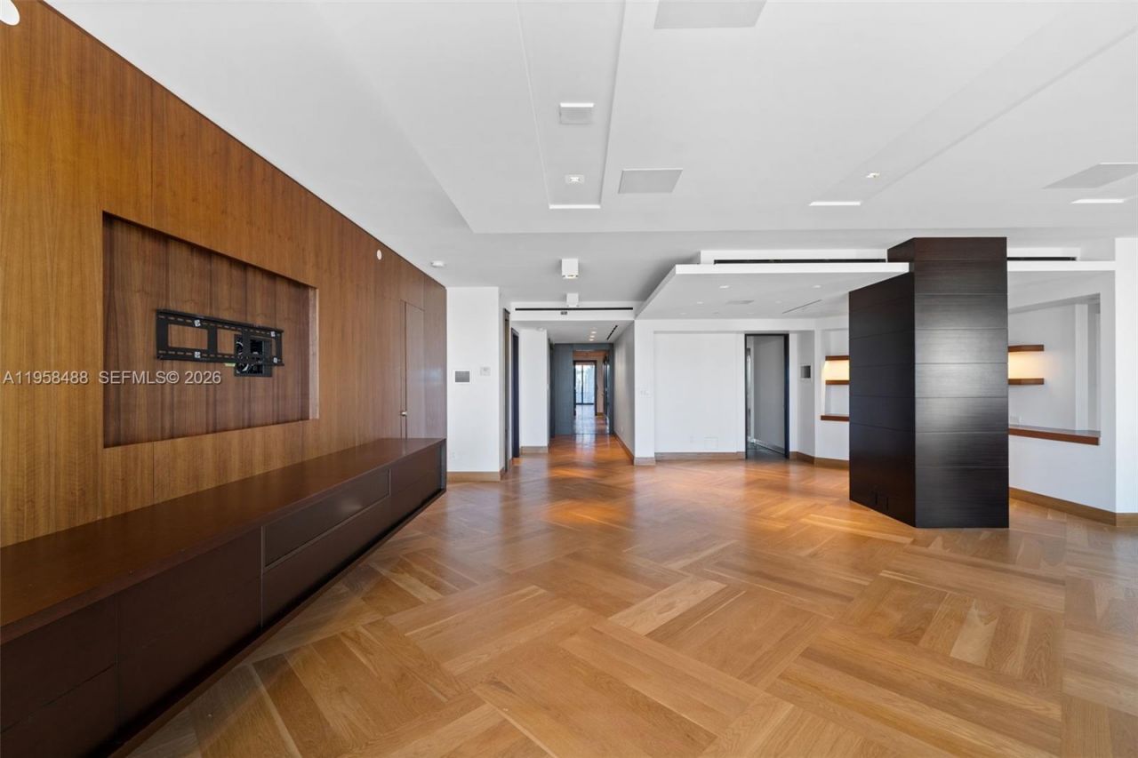 9999 Collins Ave, Unit 3E, Bal Harbour, FL 33154 Photo