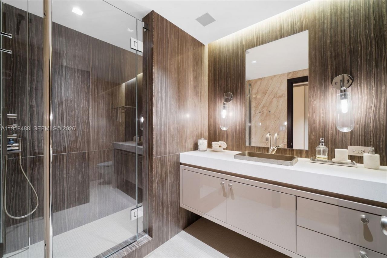 9999 Collins Ave, Unit 3E, Bal Harbour, FL 33154 Photo