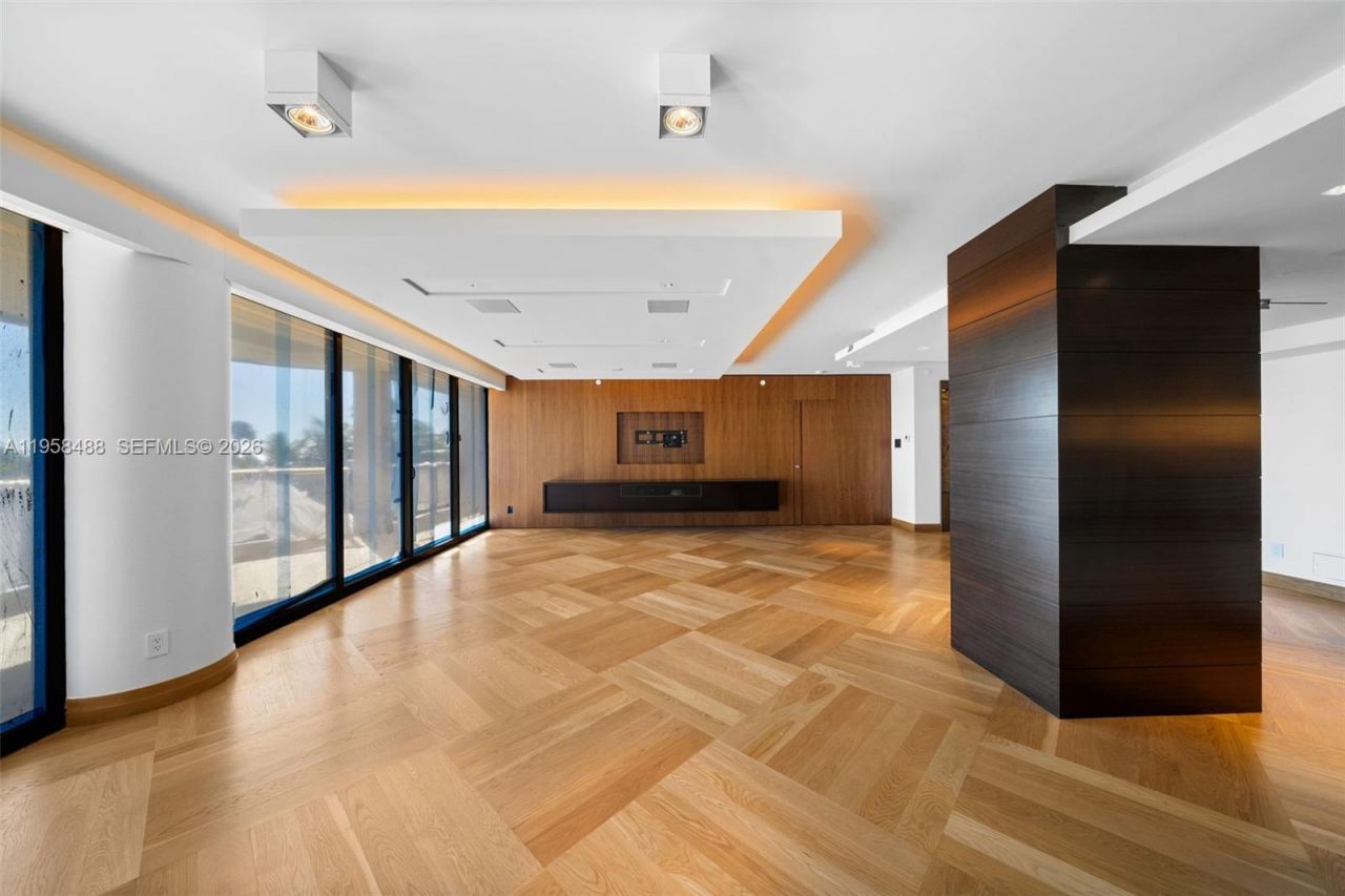 9999 Collins Ave, Unit 3E, Bal Harbour, FL 33154 Photo