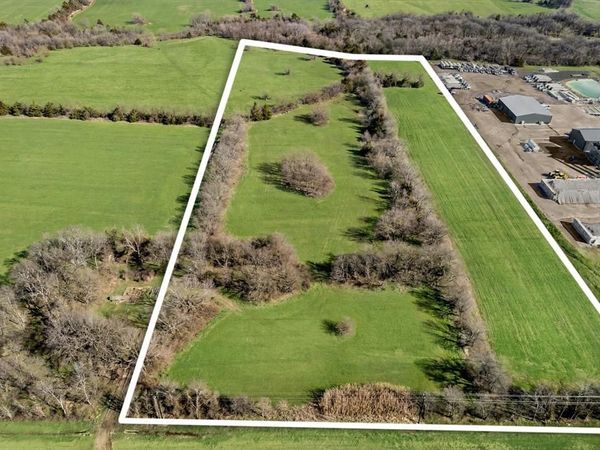 002 HWY 160, Whitewright, TX 75491