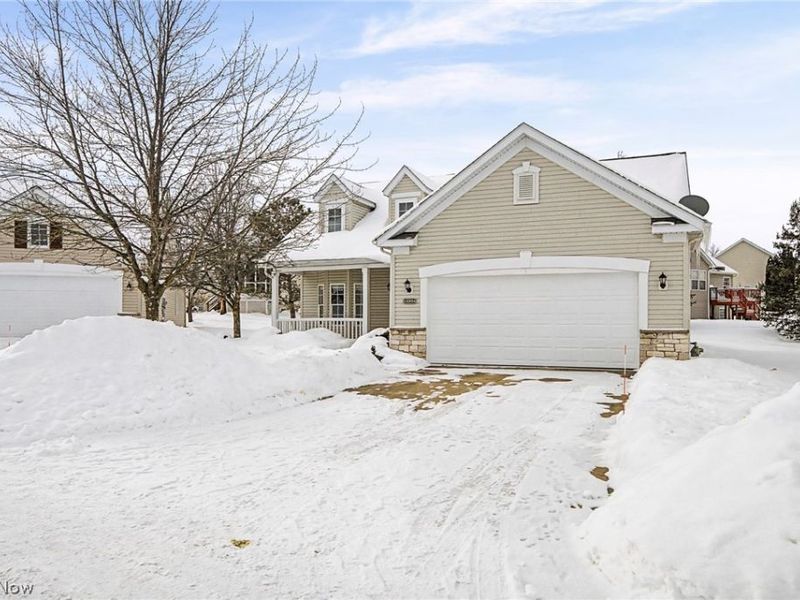 10304 Honeysuckle Lane, Broadview Heights, OH 44147 Photo 2