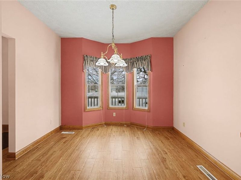 10304 Honeysuckle Lane, Broadview Heights, OH 44147 Photo 6