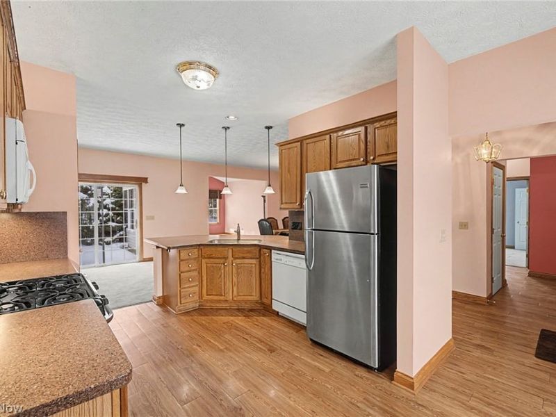 10304 Honeysuckle Lane, Broadview Heights, OH 44147 Photo 7