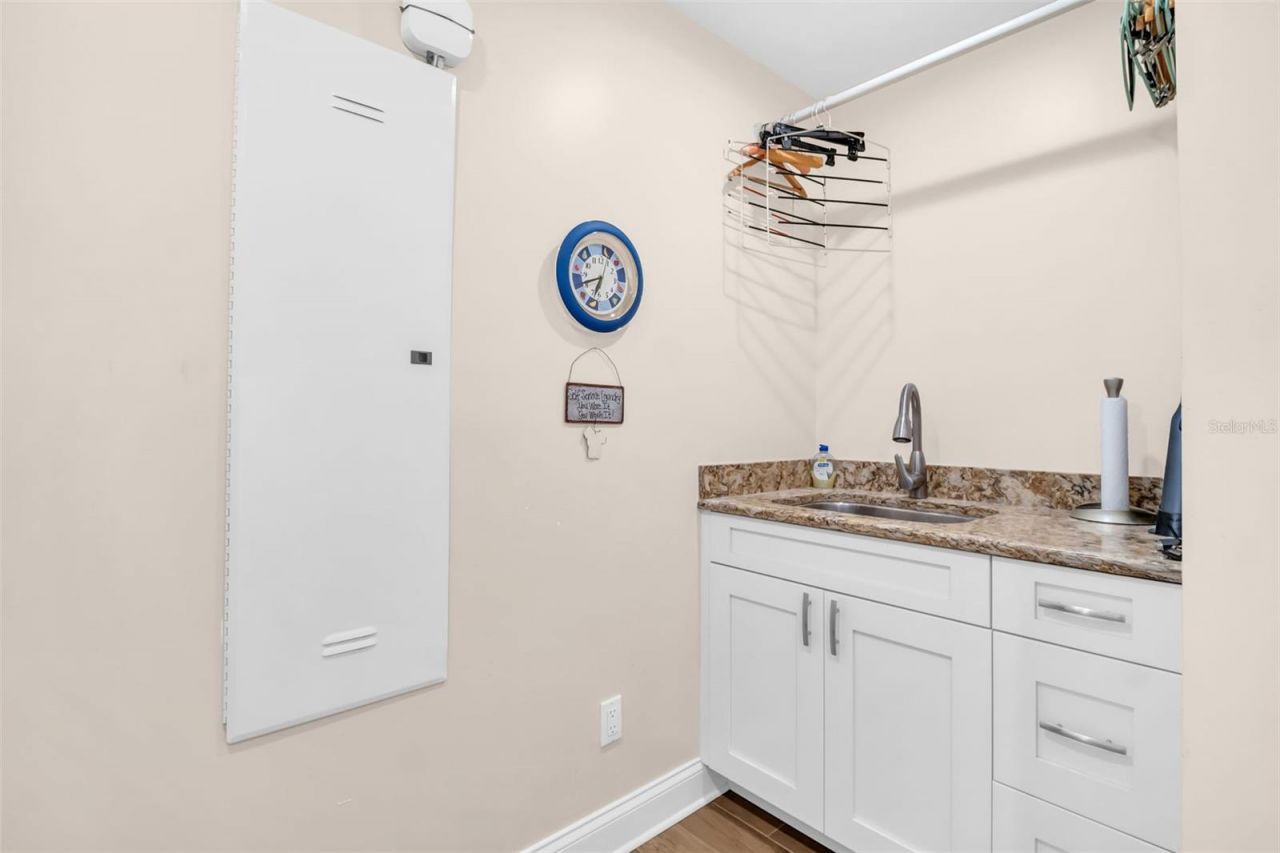 1100 Friendly Way S, Saint Petersburg, FL 33705 Photo