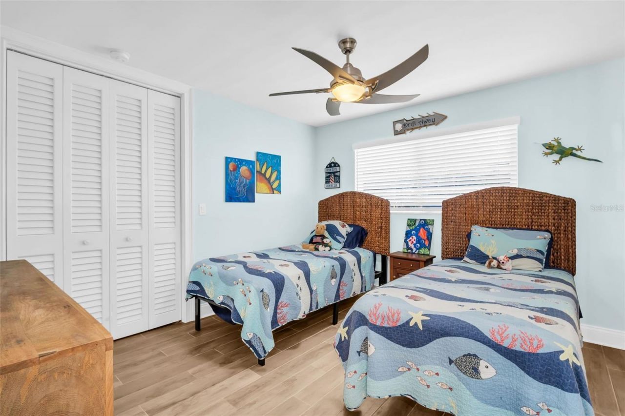 1100 Friendly Way S, Saint Petersburg, FL 33705 Photo