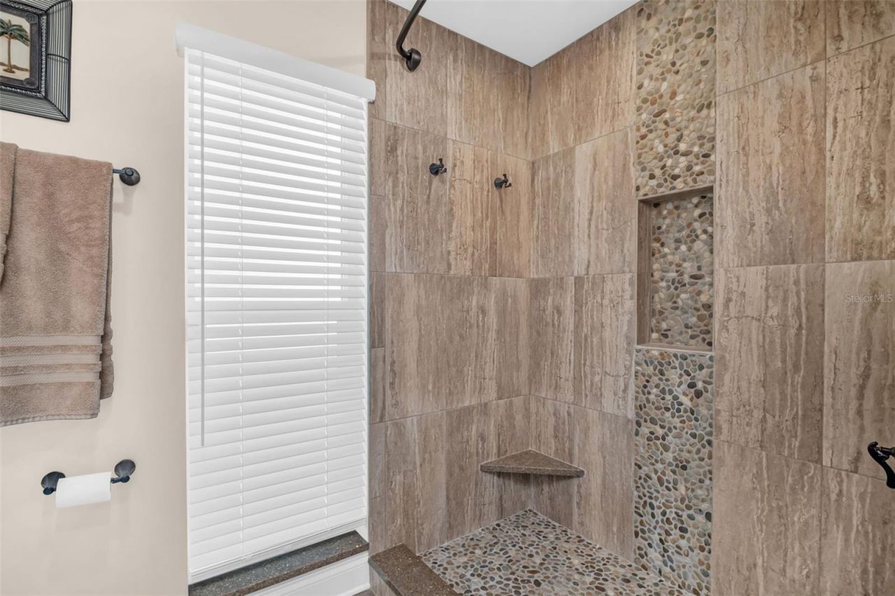 1100 Friendly Way S, Saint Petersburg, FL 33705 Photo