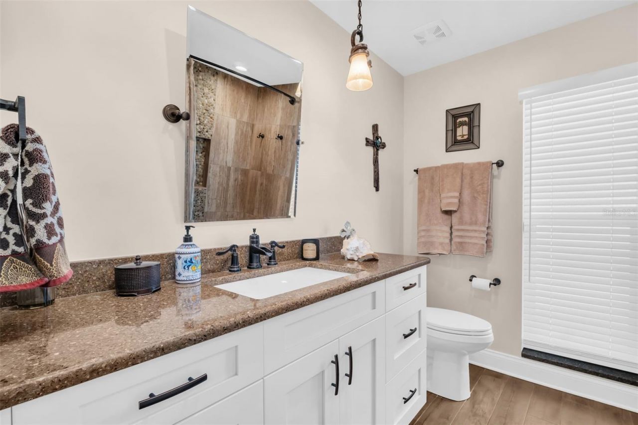 1100 Friendly Way S, Saint Petersburg, FL 33705 Photo