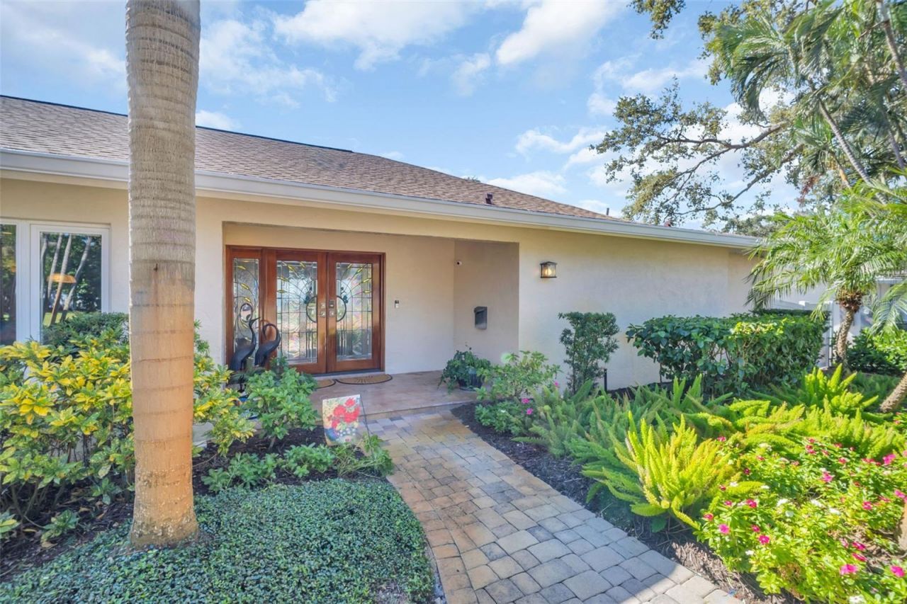 1100 Friendly Way S, Saint Petersburg, FL 33705 Photo