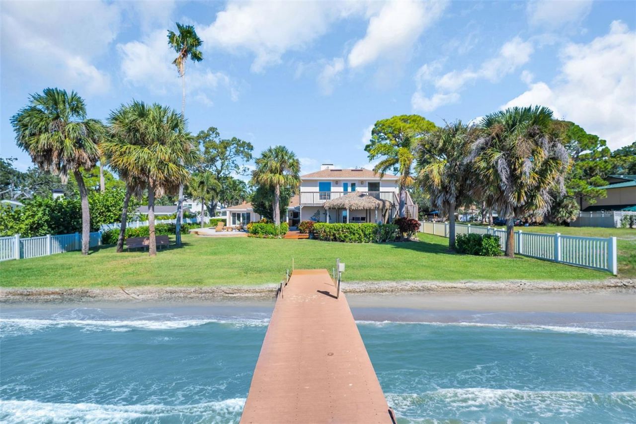 1100 Friendly Way S, Saint Petersburg, FL 33705 Photo