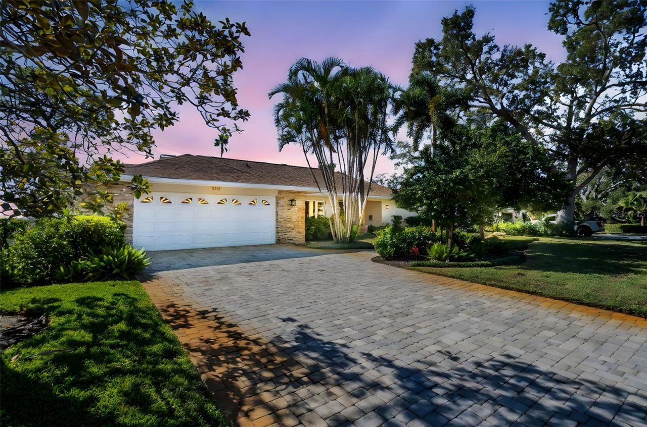 1100 Friendly Way S, Saint Petersburg, FL 33705 Photo