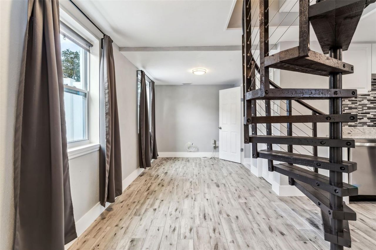 1159 35th Avenue N, Saint Petersburg, FL 33704 Photo