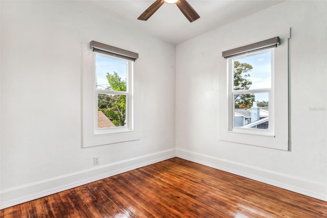 1159 35th Avenue N, Saint Petersburg, FL 33704 Photo