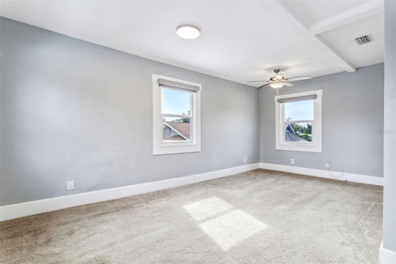 1159 35th Avenue N, Saint Petersburg, FL 33704 Photo