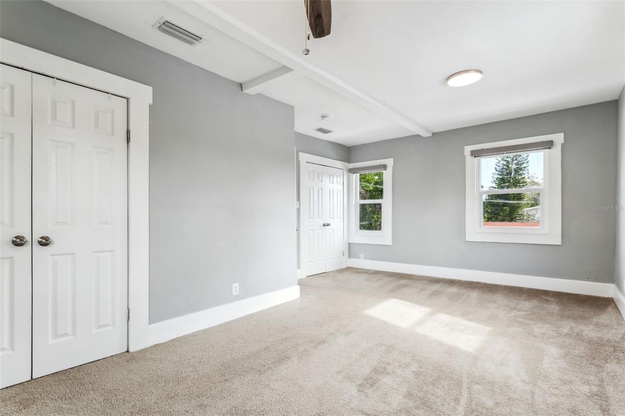 1159 35th Avenue N, Saint Petersburg, FL 33704 Photo