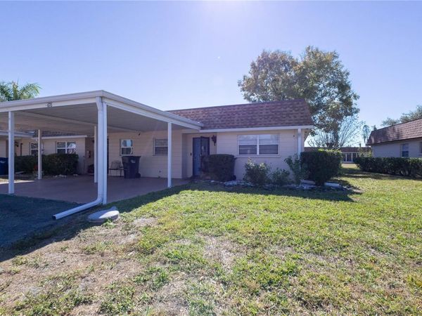 676 PARK CIRCLE, Unit 67, BRADENTON, FL 34207