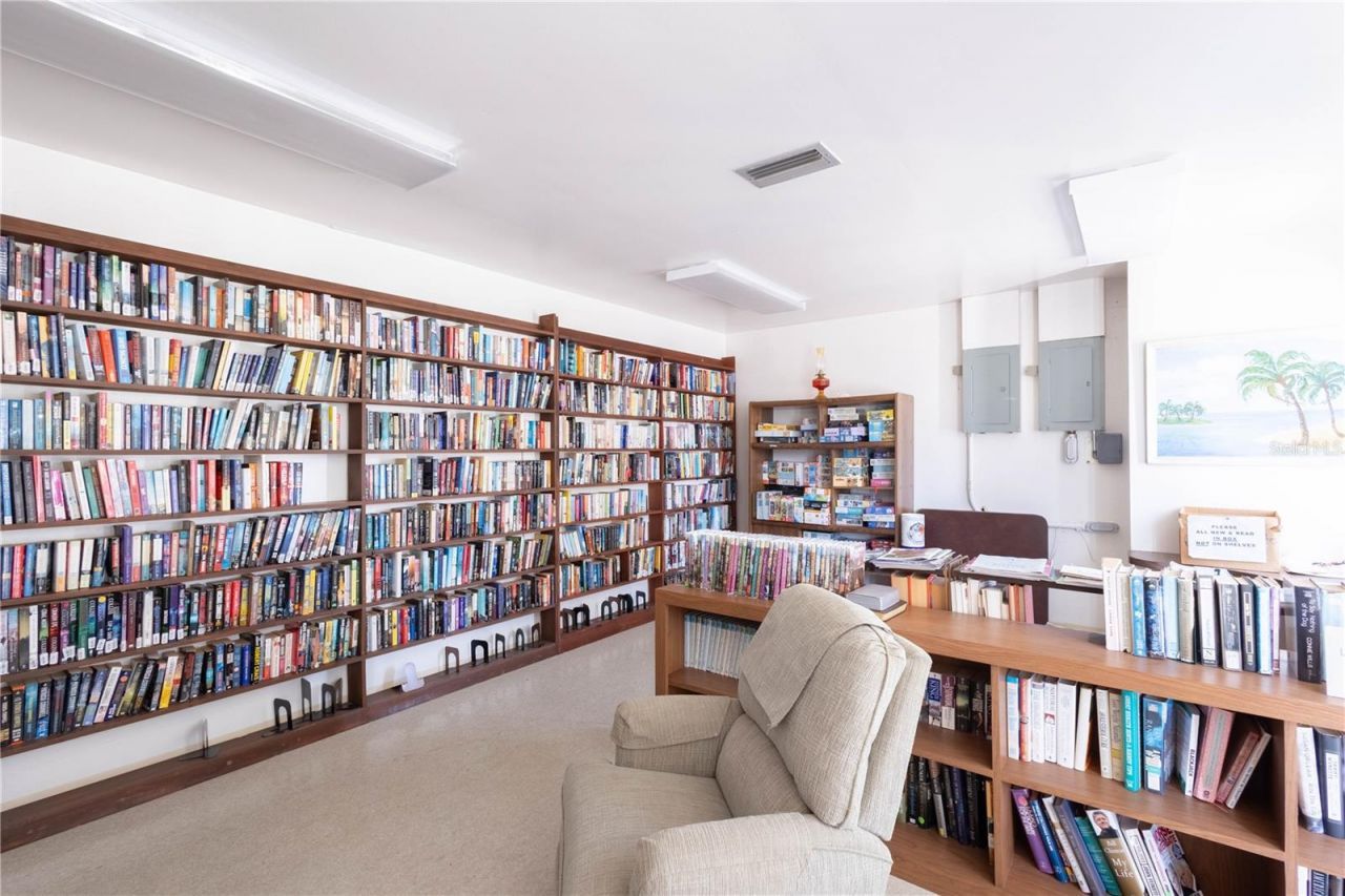 676 Park Circle, Unit 67, Bradenton, FL 34207 Photo