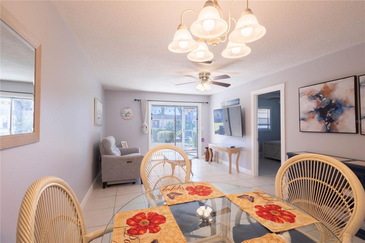 676 Park Circle, Unit 67, Bradenton, FL 34207 Photo