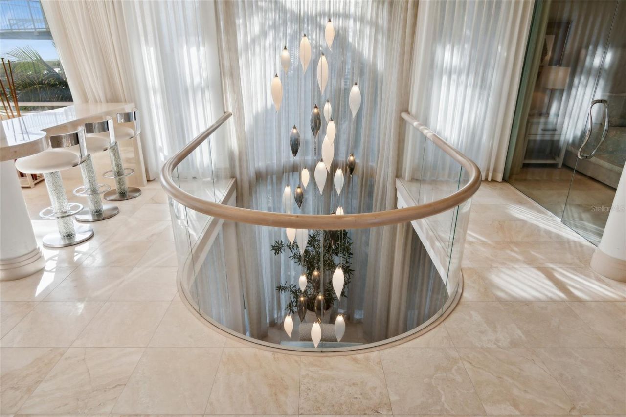 648 Beach Road, Sarasota, FL 34242 Photo