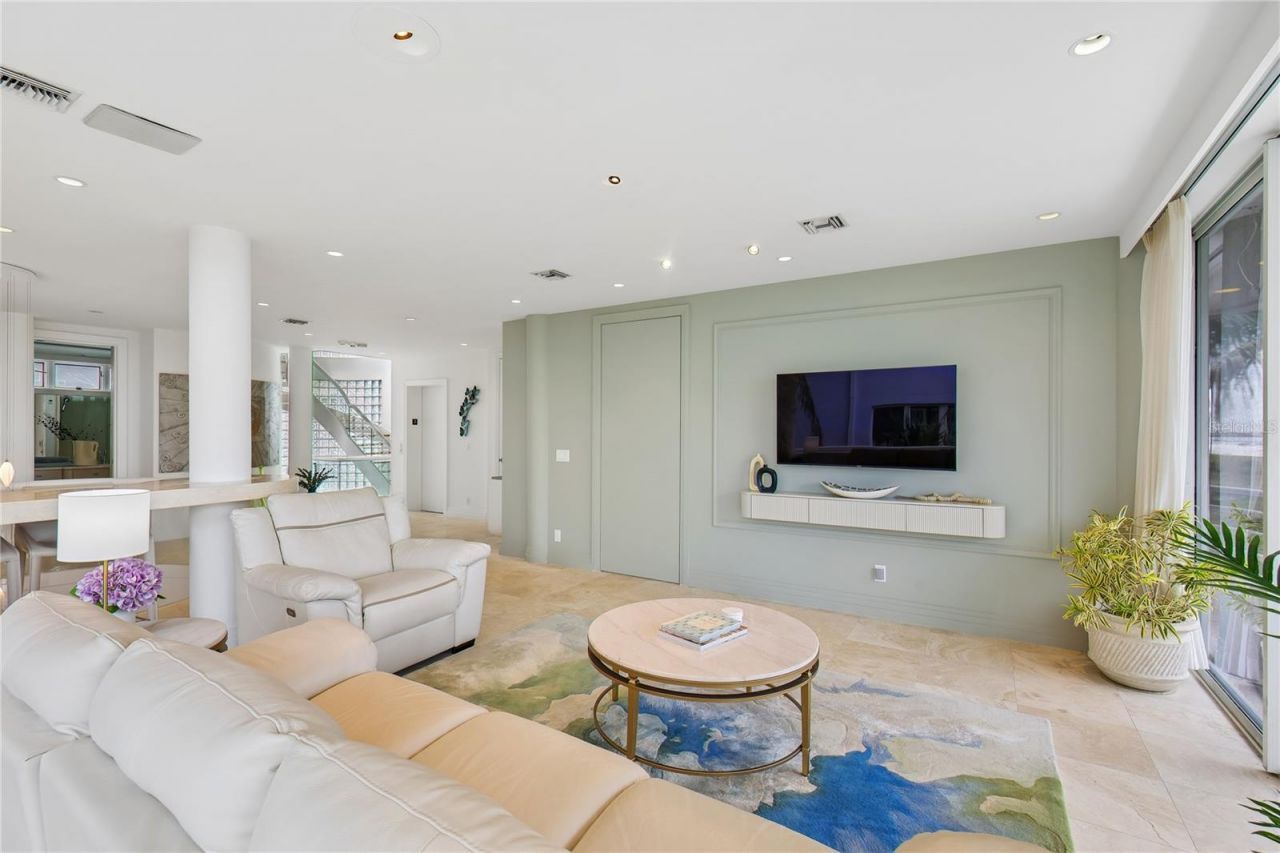 648 Beach Road, Sarasota, FL 34242 Photo