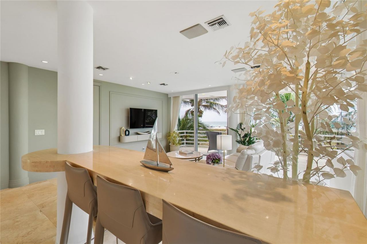 648 Beach Road, Sarasota, FL 34242 Photo