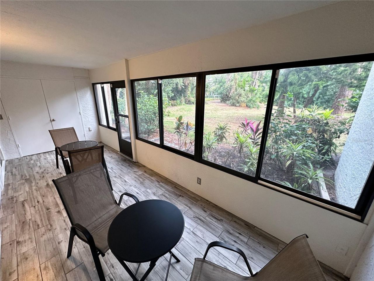 645 Woodlawn Drive, Bradenton, FL 34210 Photo