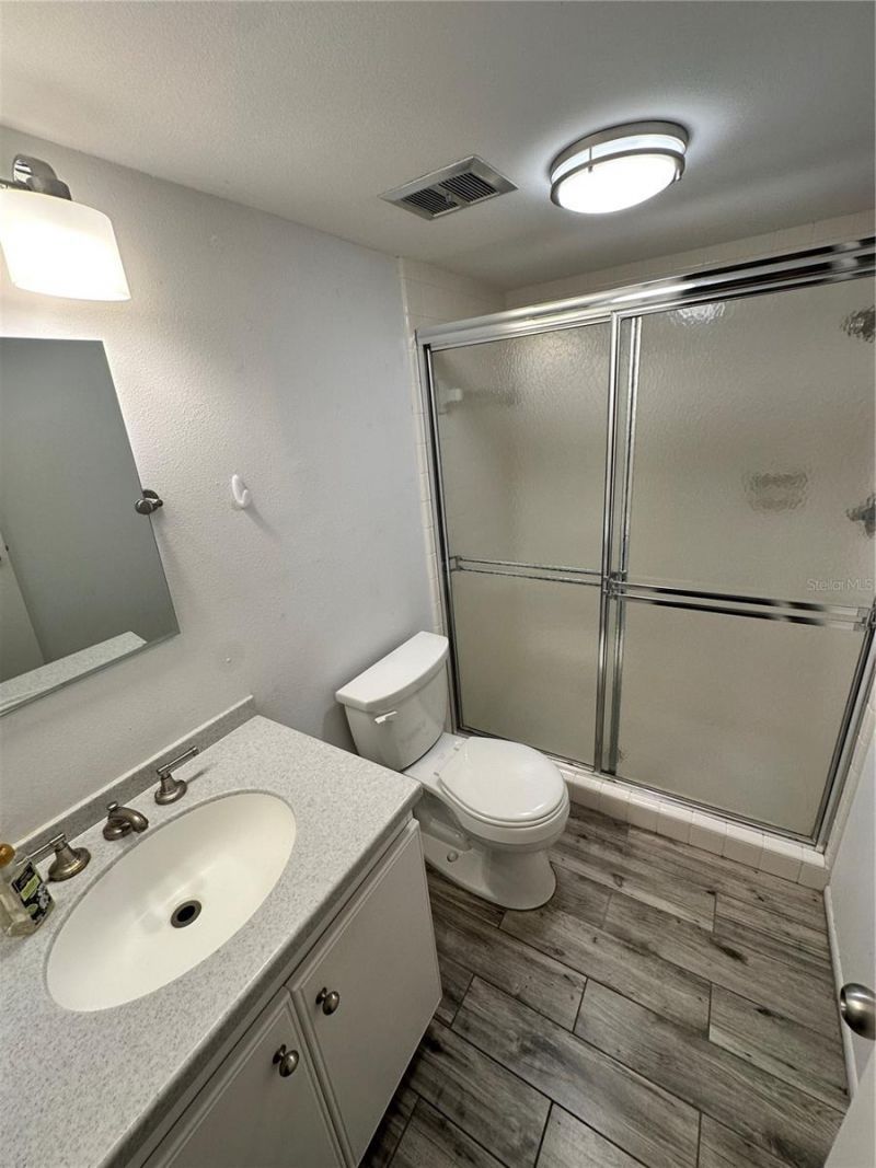 645 Woodlawn Drive, Bradenton, FL 34210 Photo