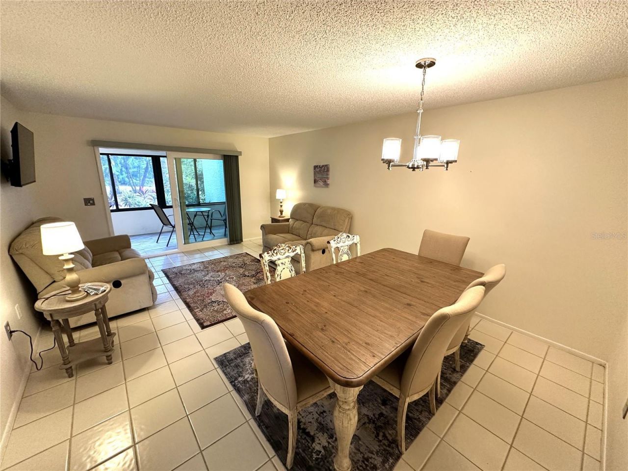 645 Woodlawn Drive, Bradenton, FL 34210 Photo