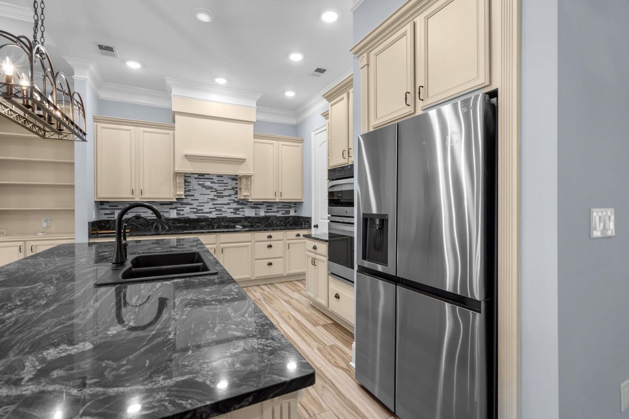 1194 East Isle Of Palms Ave. Photo 10