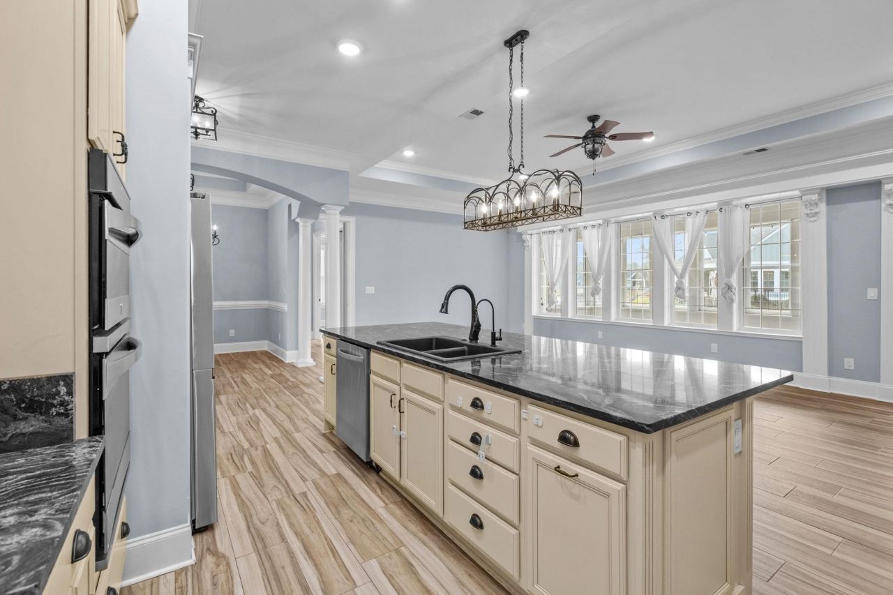 1194 East Isle Of Palms Ave. Photo 13