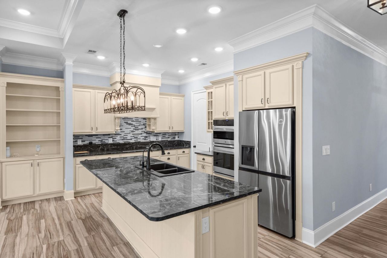 1194 East Isle Of Palms Ave. Photo 9