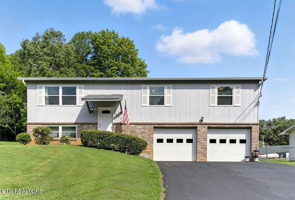 1533 Marconi Drive, Knoxville, TN 37909 Main Photo
