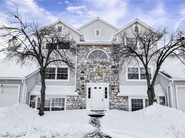 28180 Detroit Road, Unit A-2, Westlake, OH 44145