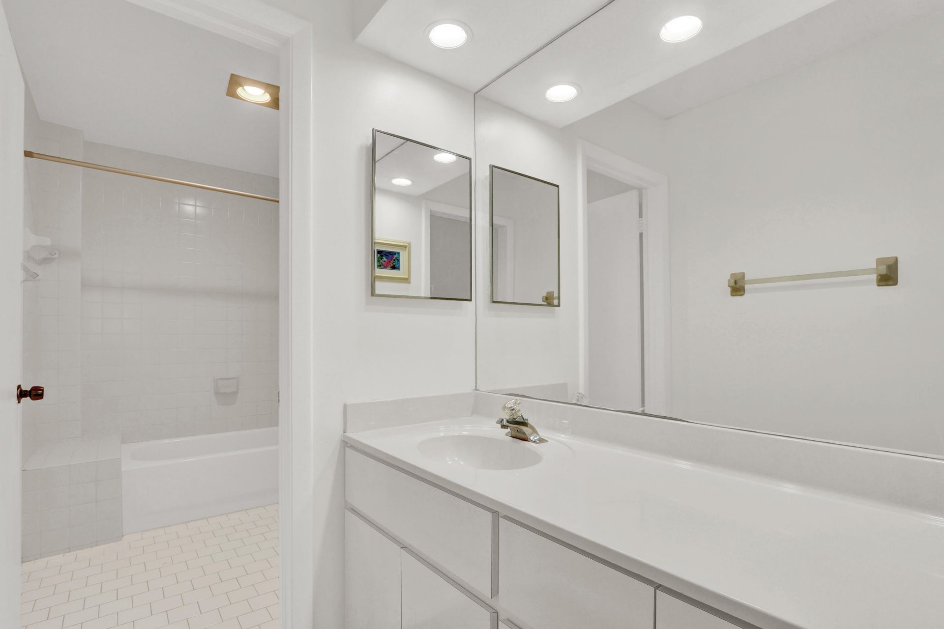 115 Bamboo Road, Unit 205, Palm Beach Shores, FL 33404 Photo