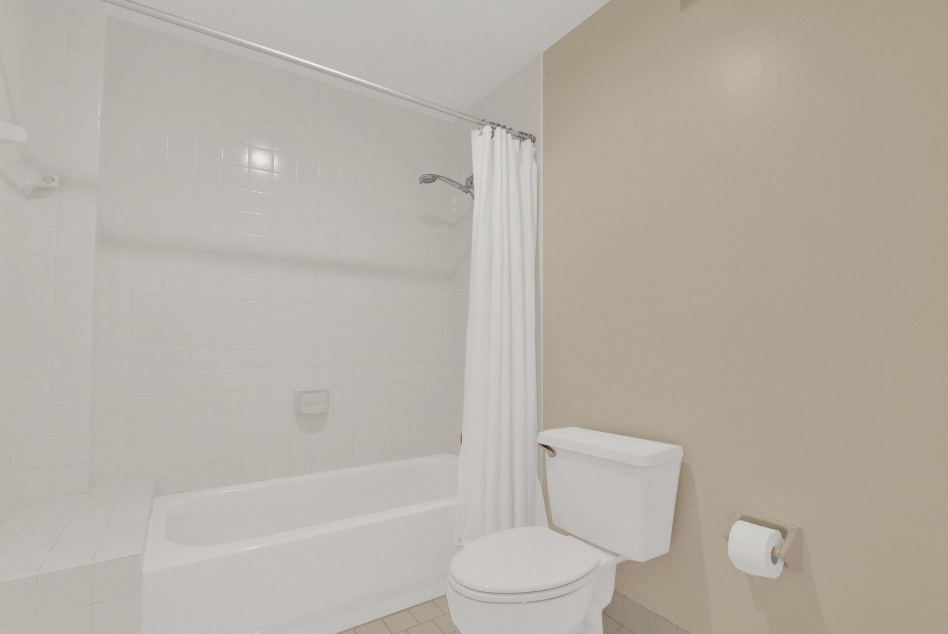 115 Bamboo Road, Unit 205, Palm Beach Shores, FL 33404 Photo