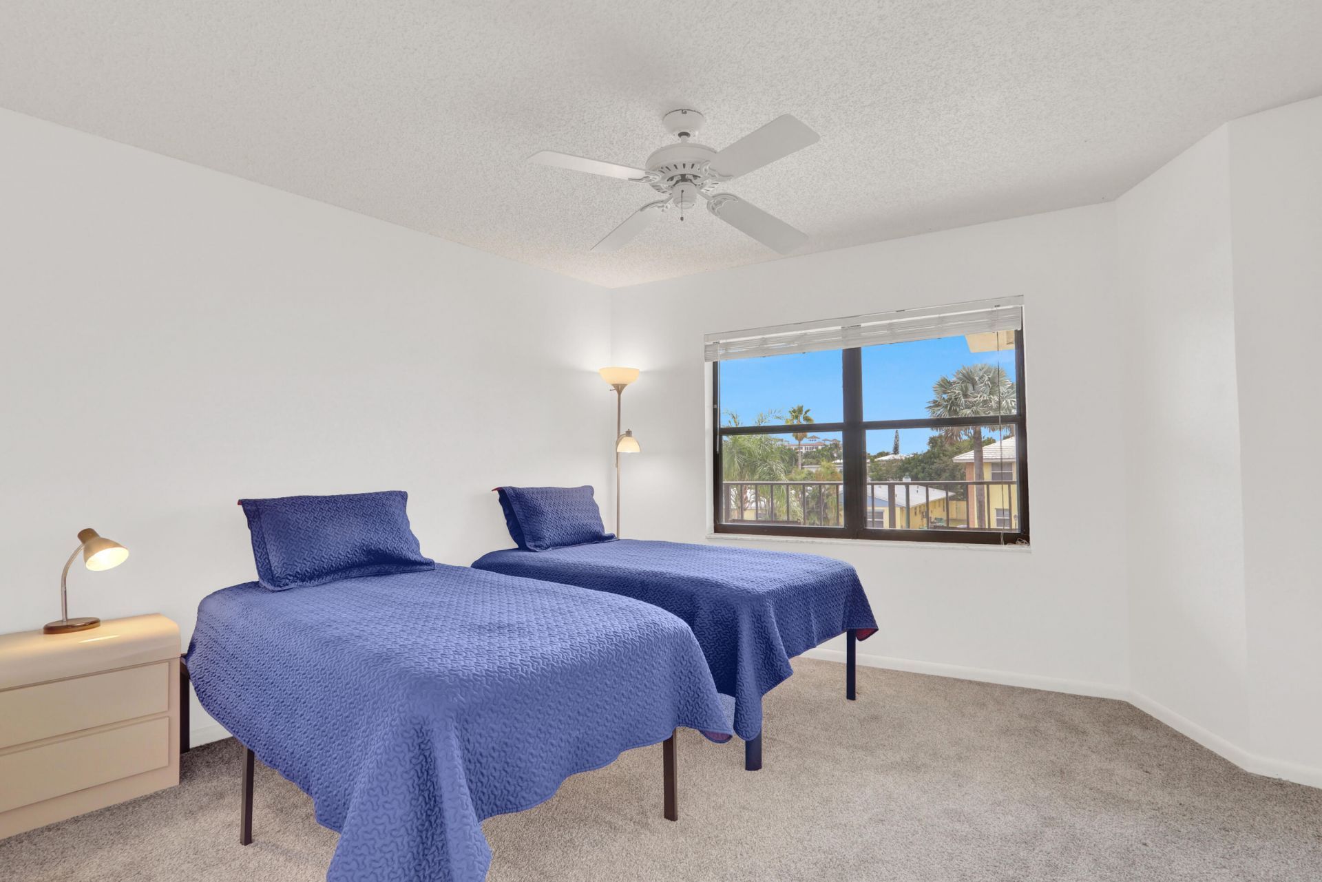 115 Bamboo Road, Unit 205, Palm Beach Shores, FL 33404 Photo