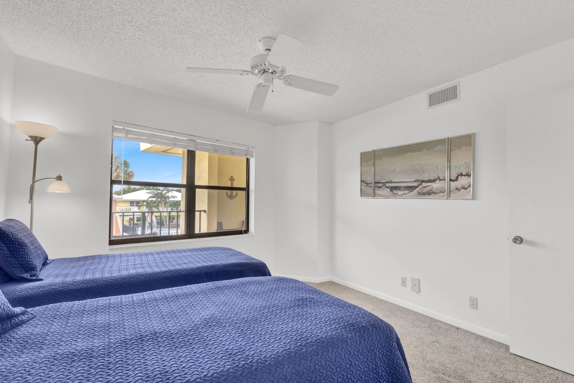 115 Bamboo Road, Unit 205, Palm Beach Shores, FL 33404 Photo